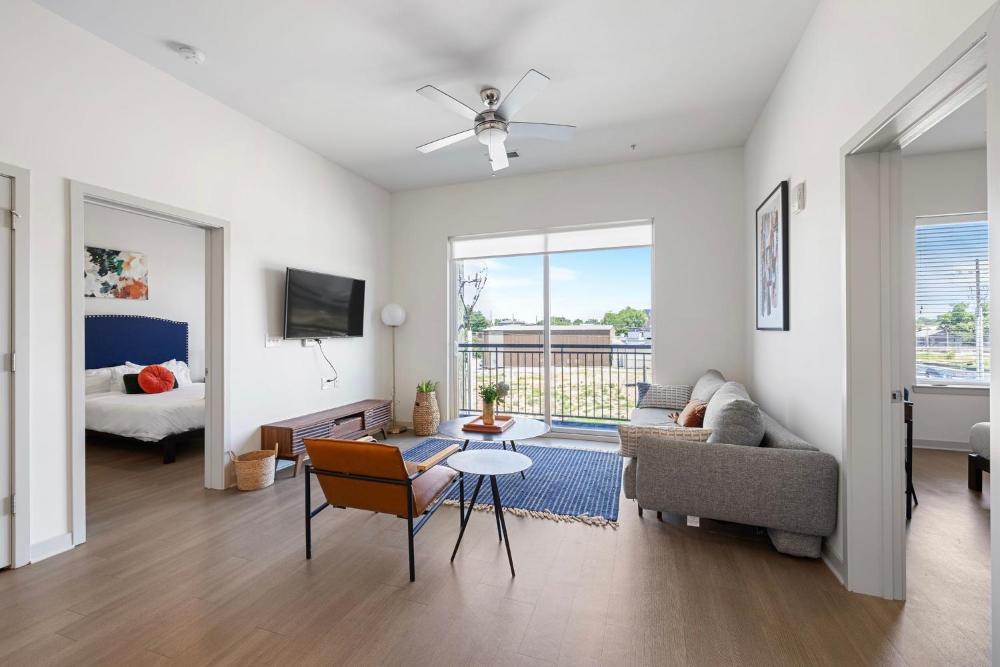Modern Nulu 2BR CozySuites 06